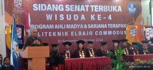 Para dosen pada acara wisuda Poltek eLBajo. (Foto : Tildis)