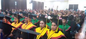 Para wisudawan/wati saat mengikuti acara wisuda. (Foto : Tildis)