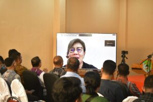 Kepala Pusat Pengendalian Wilayah  Bali dan Nusa Tenggara, Ni Nyoman Sarti, yang bergabung secara daring. (Foto : Gonsalez)
