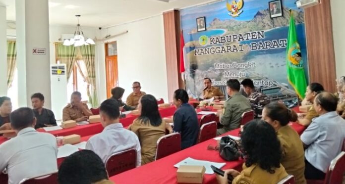 Pelaksanaan rapat persiapan pelaksaan Apel Hari Pahlawan. (Foto : Gonsa)
