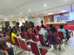 Sekda Mabar, Fransiskus S. Sodo, saat menyampaikan sambutan. (Foto : Gonsalez)