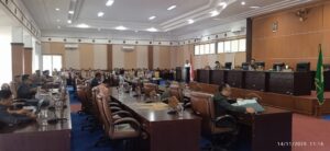Suasan Sidang Paripurna DPRD Manggarai Barat. (Foto : Bion)