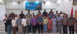 Peserta dan fasilitator kegiatan saat foto bersama. (Foto : Dok. Yakines)