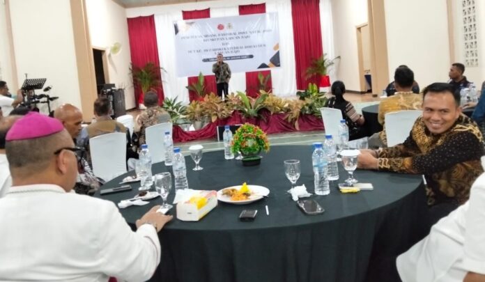 Bupati Edi saat menyampaikan sambutan