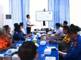 Rapat Koordinasi bersama tim dari Kemenko Polkam di Labuan Bajo. (Foto : Gery)